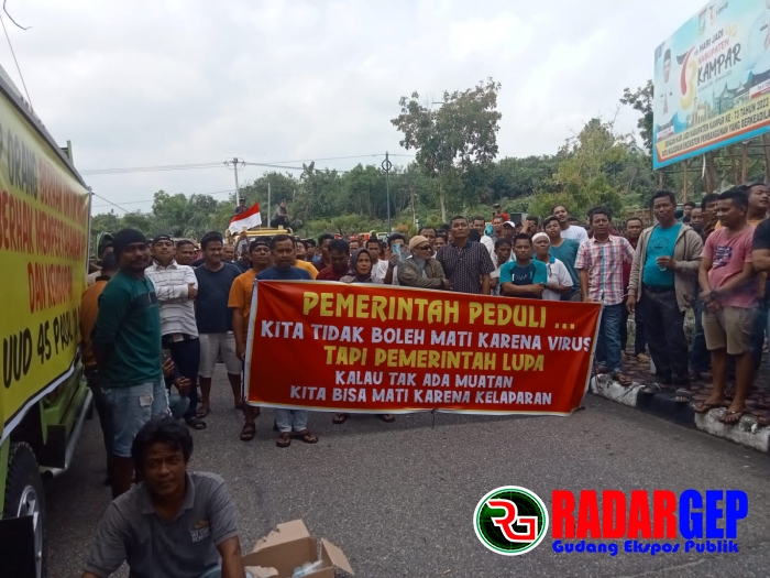 Terima Aksi Demo Dari Forum Supir Dan Pekerja Tambang Kab. Kampar, Pemda Kampar Tegaskan Untuk Urus Izin Penambangan