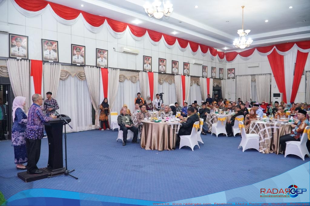 Muhammad Firdaus SE.MM Dan Dr. H. Kamsol, MM Lakukan Pisah Sambut