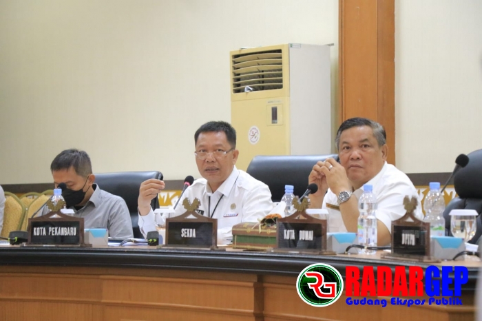 Sekdako Rapat Pengendalian Inflasi Di Pemprov Riau