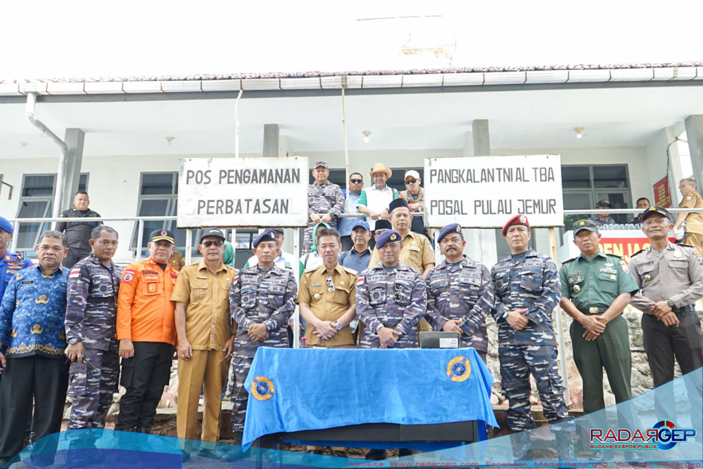 Bupati Rokan Hilir Saksikan Penyerahan Pengelolaan Pulau Jemur dari Lanal Tanjung Balai ke Lanal Dumai