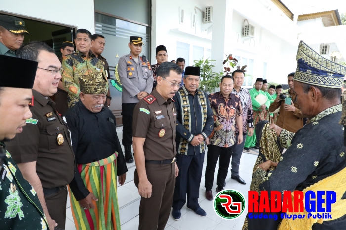 Kepala Kajati Riau dan Bupati Siak Resmikan Gedung Serbaguna di Kejaksaan Tinggi Negeri Siak