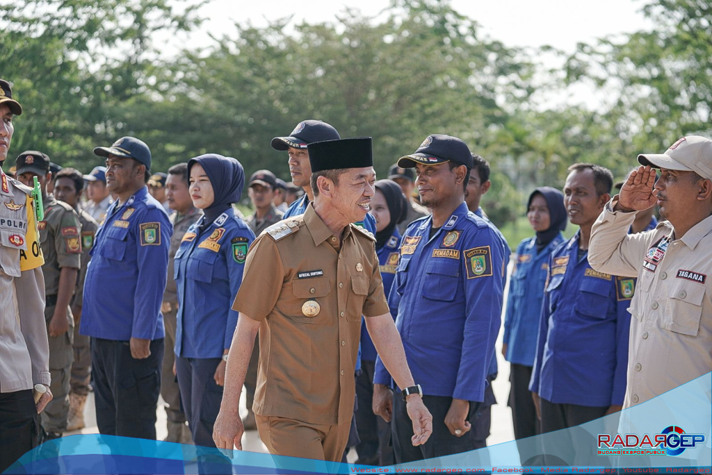 Bupati Rohil Afrizal Sintong Pimpin Apel Siaga Karhutla