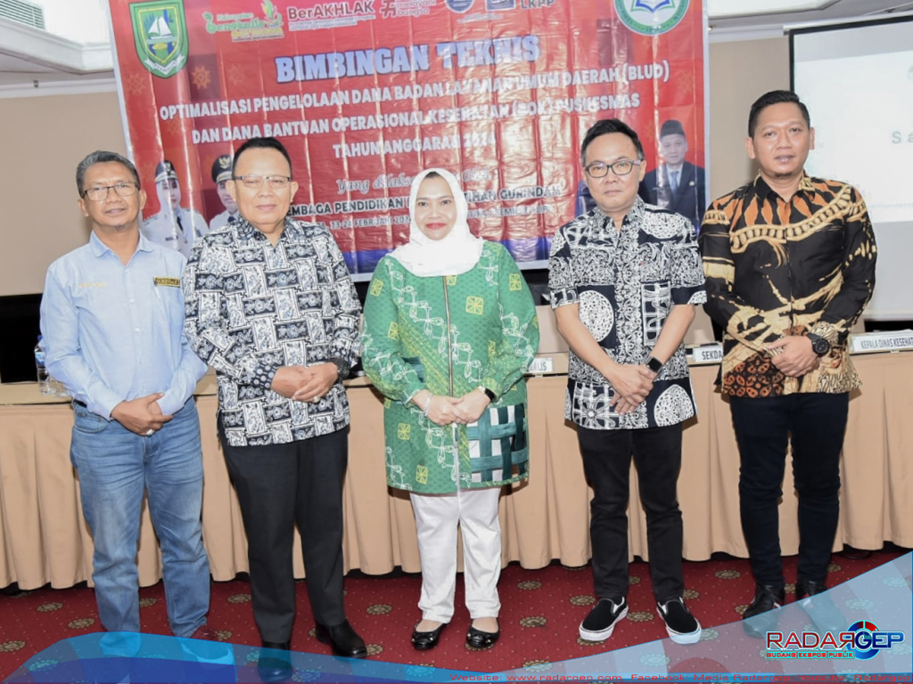Tingkatkan Pelayanan Kinerja Puskesmas,Bupati Kasmarni Buka Bimtek BLUD dan BOK