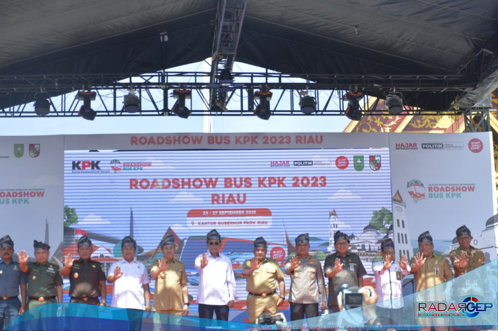 Pj Bupati Kampar Ikuti Langsung Sosialisasi Anti Korupsi