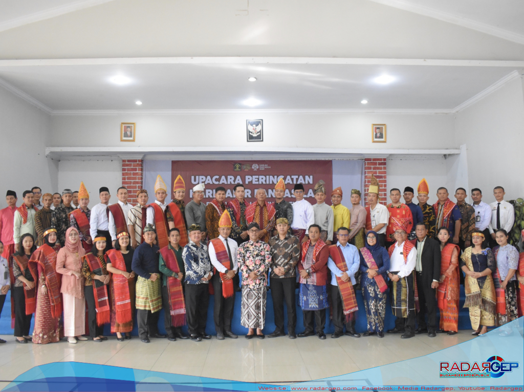 Rutan Kelas I Deli Serdang Gelar Upacara Bendera Dengan Pakaian Adat Khas Nusantara