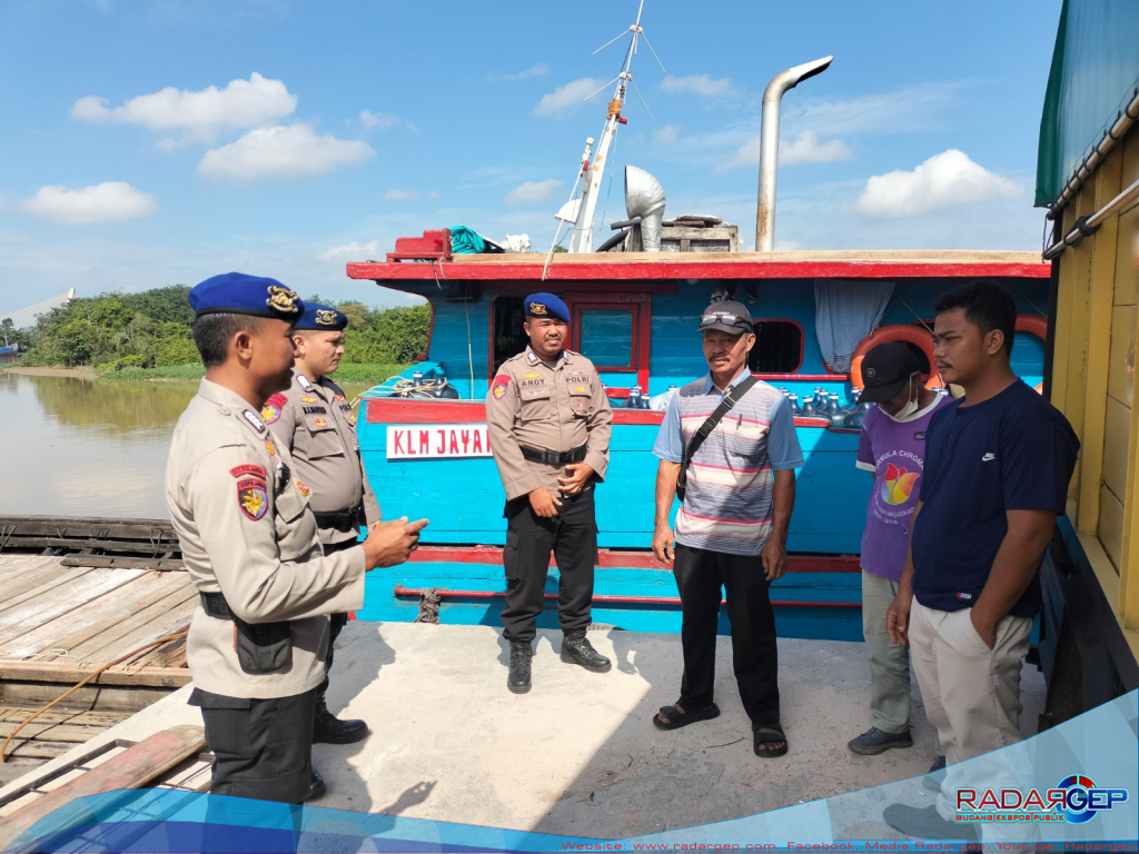 Ditpolairud OMP LK-2024 Melaksanakan Patroli Rutin di Perairan Sungai Siak