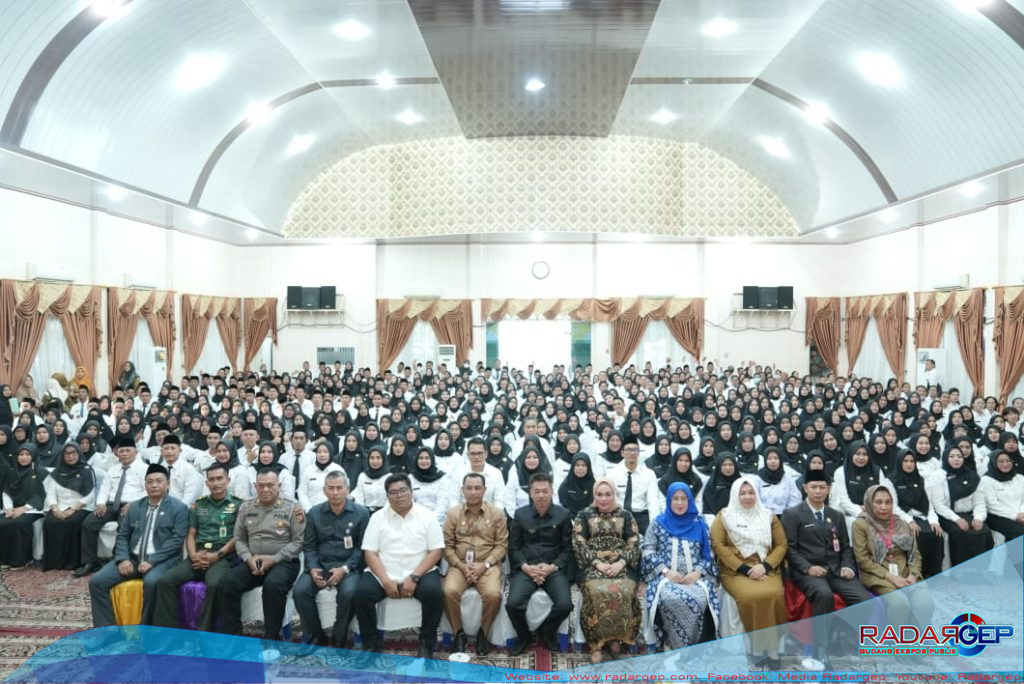 Bupati Rohil Serahkan SK Pengangkatan P3K Tenaga Kesehatan dan Ambil Sumpah Jabatan Fungsional Guru PNS