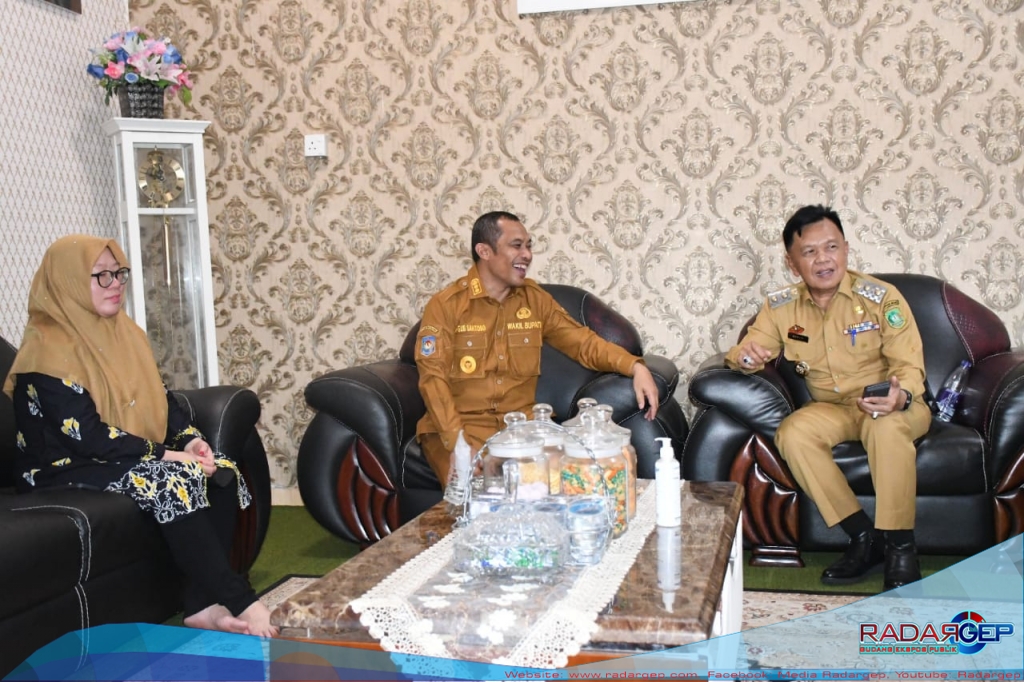 Wabup Bagus Santoso Silaturahmi Ke Selat Panjang Disambut Hangat Plt Bupati Asmar