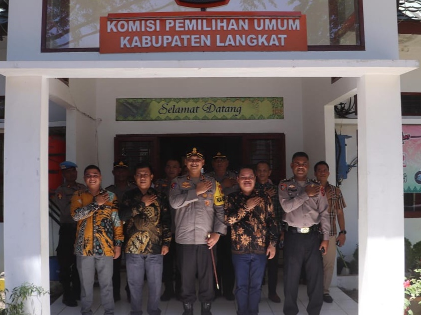 Kapolres dan KPU Langkat Bersilahturahmj Dalam Rangka Sinergi Membangun Pemilu yang Berkualitas