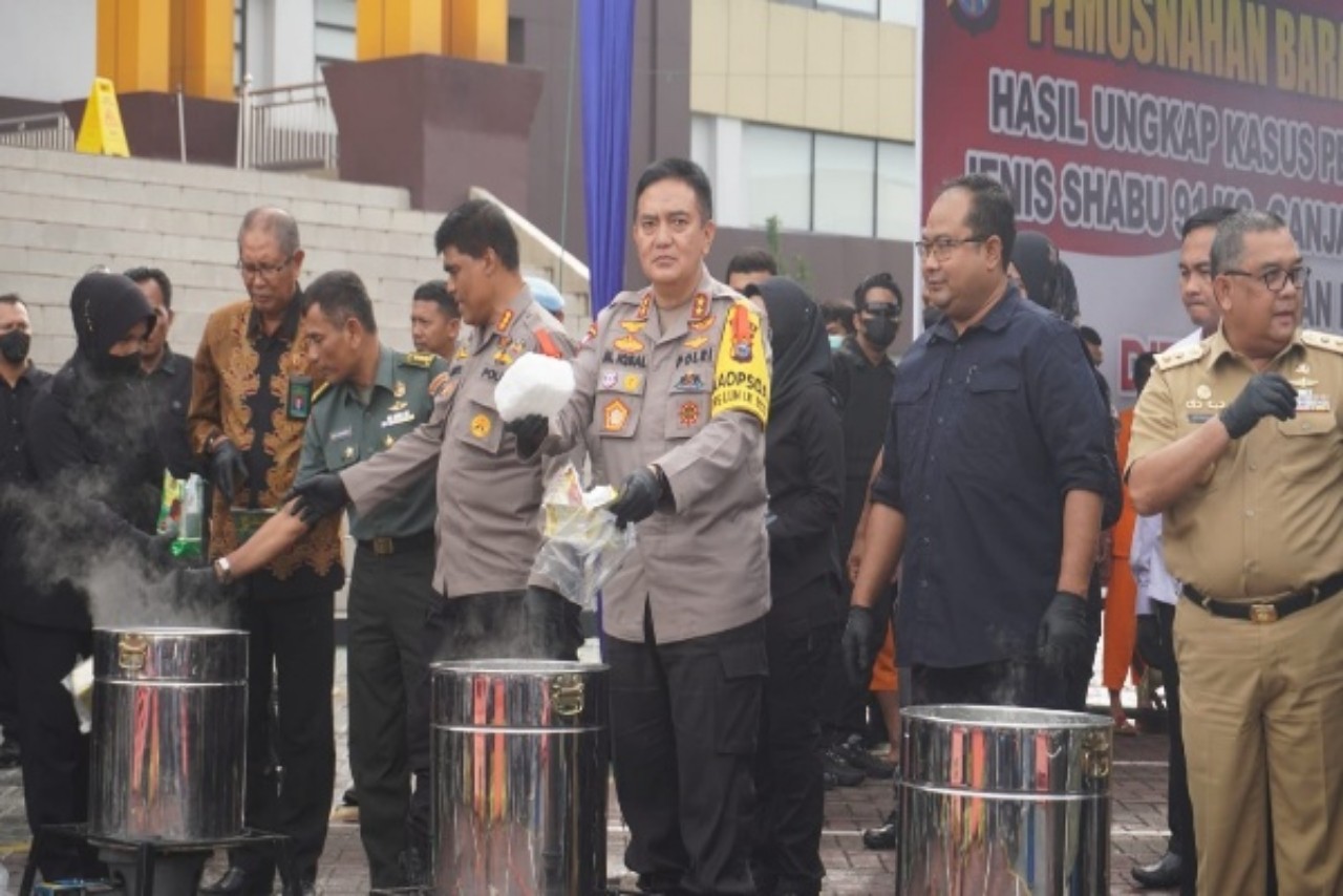 Polda Riau Musnahkan Barang Bukti Narkoba, Irjen Iqbal Tegaskan Tidak Akan Berhenti Berantas