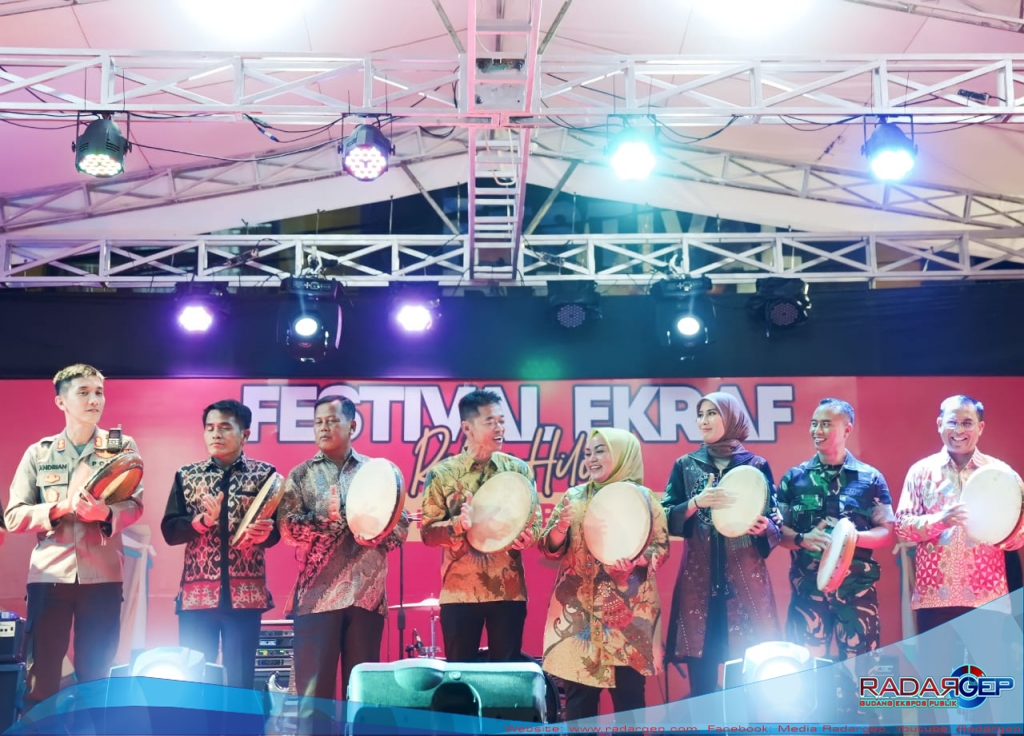 Bupati Rohil Resmi Buka Festival Ekraf Kemilau Bagan