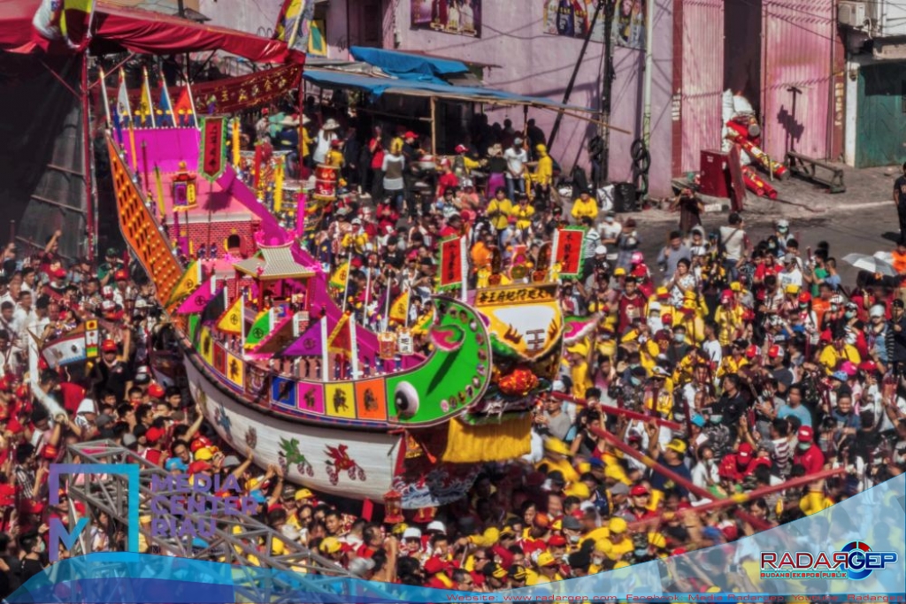 Meriah! Ada Festival Ekonomi Kreatif Di Acara Bakar Tongkang Bagansiapiapi Riau