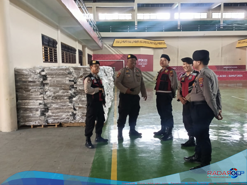 Jaga Kondusifitas, Samapta Polres Langkat Patroli Gudang Logistik KPU Langkat dan Aktivitas Masyarakat