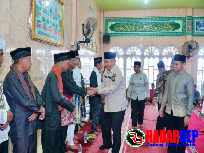 Salah Satu Cara Perkokoh Persaudaraan Antara Pemrintah Kabupaten Kampar Dengan Masyarakat Yang Ada Di Desa