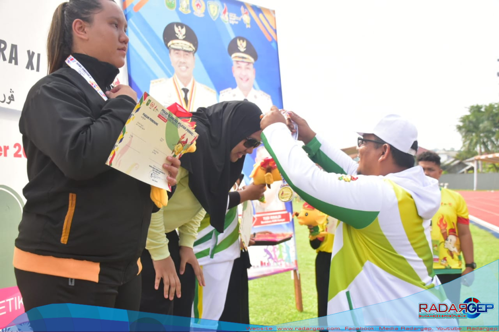 Riau Sabet Emas dan Perunggu dari Nomor Lontar Martil Putri