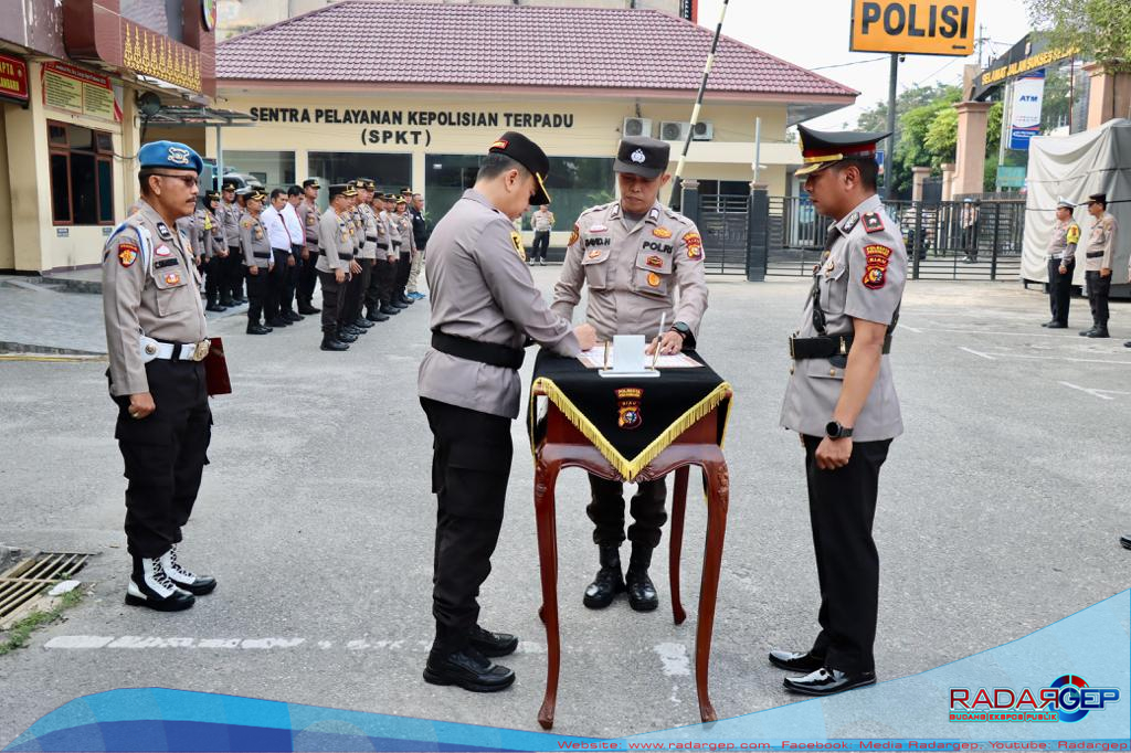 Kompol Oka M Syahrial Resmi Jabat Kapolsek Tenayan Raya