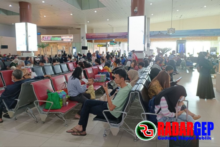 Penjelasan EGM Bandara SSK II Soal Dua Pesawat Gagal Mendarat Di Pekanbaru