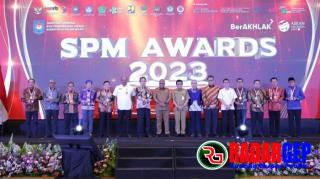 Bupati Bengkalis Hadiri Penghargaan SPM Awards 2023