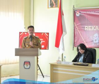 Hadiri Rapat Pleno Terbuka Rekapitulasi Suara Tingkat Kabupaten, Bupati Rohil Apresiasi Kinerja KPUD