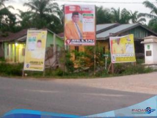 Baliho Papol Untuk Pemilihan Legislatif 2024 Mulai Bertebaran di Rimba Melintang