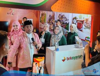 Bupati Pelalawan Ajak Masyarakat Gunakan Produk BRK Syariah di Helat Pelalawan 2025