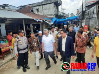 Resmikan Pasar Kasikan Bersama Senator Edwin Pratama Putra, Pj Bupati Kampar : Pasar Penggerak Roda Ekonomi Dan Pengendali Laju Inflasi