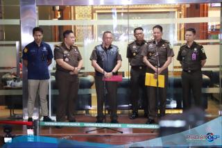 Tim Penyidik Memeriksa Menteri Koordinator Bidang Perekonomian