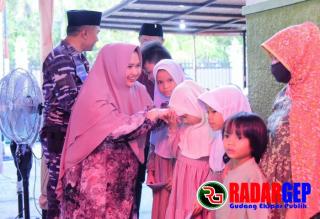 Ramadhan Mubarak, Bupati Kasmarni Santuni Anak Yatim dan Kaum Dhuafa