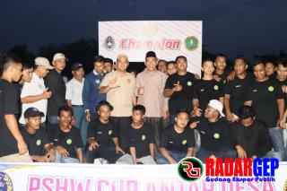 Tutup Open Turnamen PSHW Penyesawan, Pj Bupati Kampar Berharap Turnamen Ini Bisa Memberikan Motivasi Untuk Generasi-Generasi Remaja Yang Akan Datang