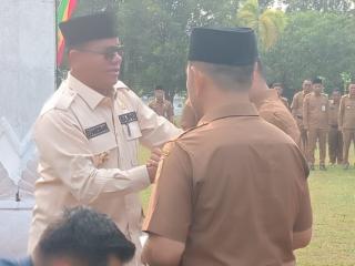 Suhardiman Amby Serahkan Semua Kendaraan Dinas Ke Pemkab Kuansing Dihari Pertama Cuti