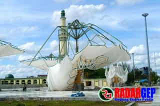 Payung Elektrik Masjid Raya Annur Diterjang Badai, Ini Kata Dinas PUPR PKPP Riau