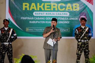 Bupati Suhardiman Membuka Rakercab PC GP Ansor Kuansing