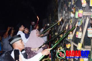 Bupati Kasmarni Sambut Baik dan Apresiasi Semua Pihak, Atas Semangat Hidupkan Budaya Lampu Colok