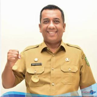 Pj Gubernur Riau Mengangkat Kadispar Riau Menjadi Plt Kadisdik Riau