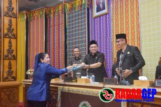 Serap Pandangan Fraksi Tentang LKPJ 2022, Bupati Bengkalis Ucapkan Terima Kasih