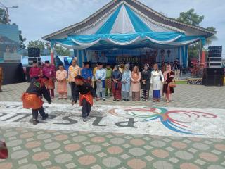 Bupati Kerinci Dampingi Wakil Gubernur Jambi Buka Festival Kerinci ke-20