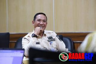 Kejar PAD, Penertiban Reklame Ilegal Di Pekanbaru Terus Berlanjut