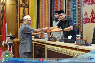 DPRD Gelar Rapat Paripurna, Fraksi-Fraksi Sampaikan Laporan Reses Masa Sidang II Tahun 2024