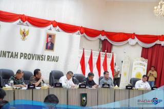Bupati Rohil Ikuti Rakor Konflik Lahan dan FPKM, Gubri Tekankan Kepatuhan Perusahaan