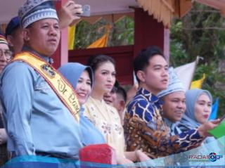 Wapres Gibran Resmi Membuka Festival Pacu Jalur 2025 Kuantan Singingi