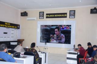 Bupati Kasmarni Ikuti Rapat Kesiapan Pengamanan Idul Fitri 1444 Hijriyah Secara Virtual