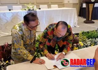 Pj Sekda Kampar Tandatangani Fakta Integritas Komitmen RDTR Dengan Kementerian Agraria Dan Tata Ruang/BPN RI