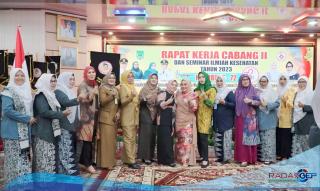 Bupati Rohil Buka Raker Cabang ll dan Seminar Ilmiah Kesehatan