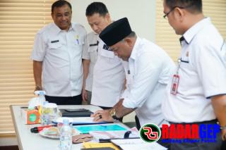 Secara Virtual Sekda Kampar Tandatanganani Komitmen Aksi Pencegahan Korupsi Tahun 2023 - 2024